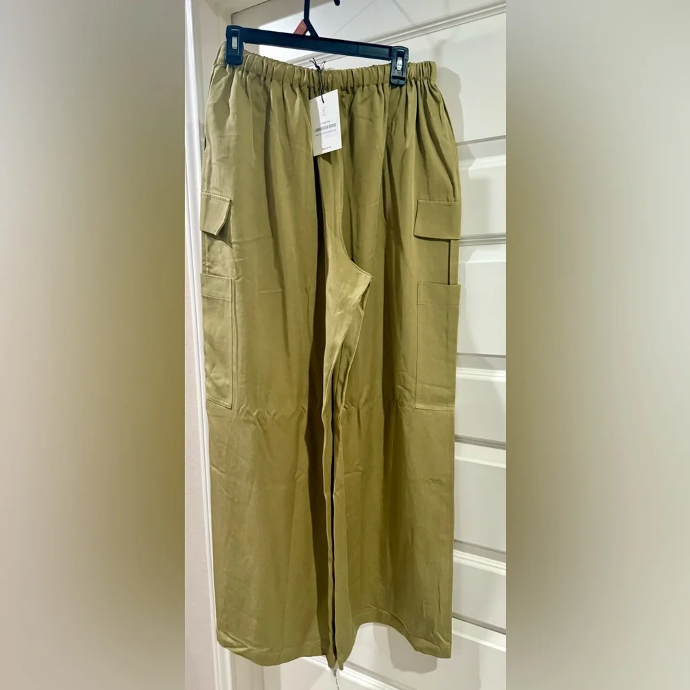 Reformation Olive Twill Wide Leg Pants - Picture 3 of 7